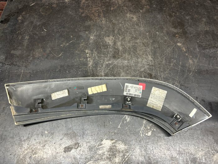 2014-2021 GRAND CHEROKEE SRT/TRACKHAWK WK2 REAR RIGHT HAND DOOR FLARE TRIM OEM