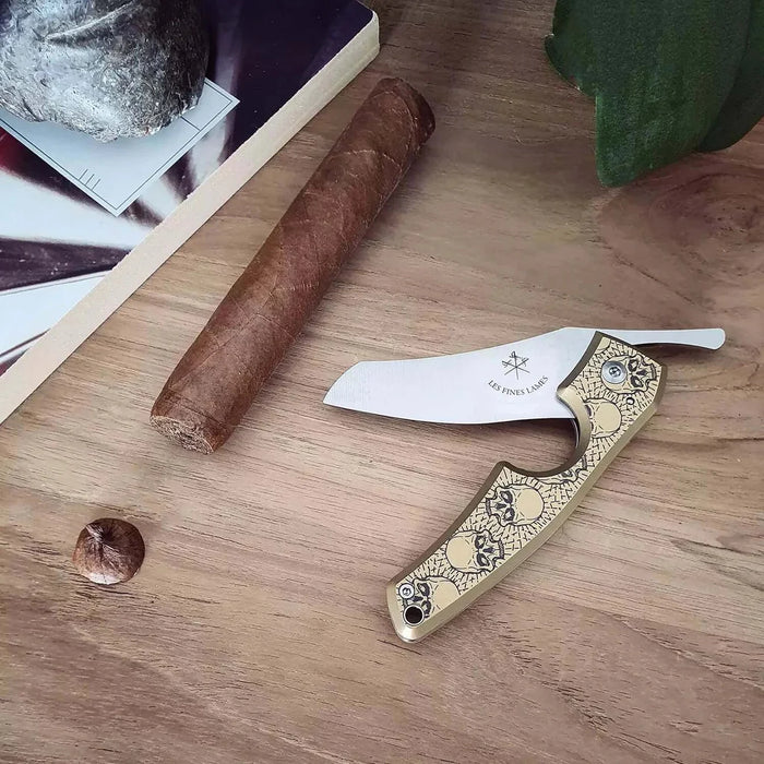 Les Fines Lames Cigar Cutter Le Petit Brass Skulls - CC0203003