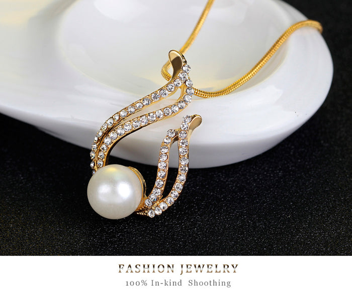 SET631 - Elegant Pearl Three-piece Set