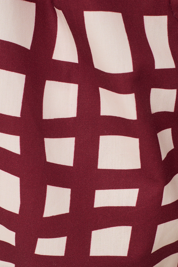 Wine Trama Pockets Belted Shorts_6