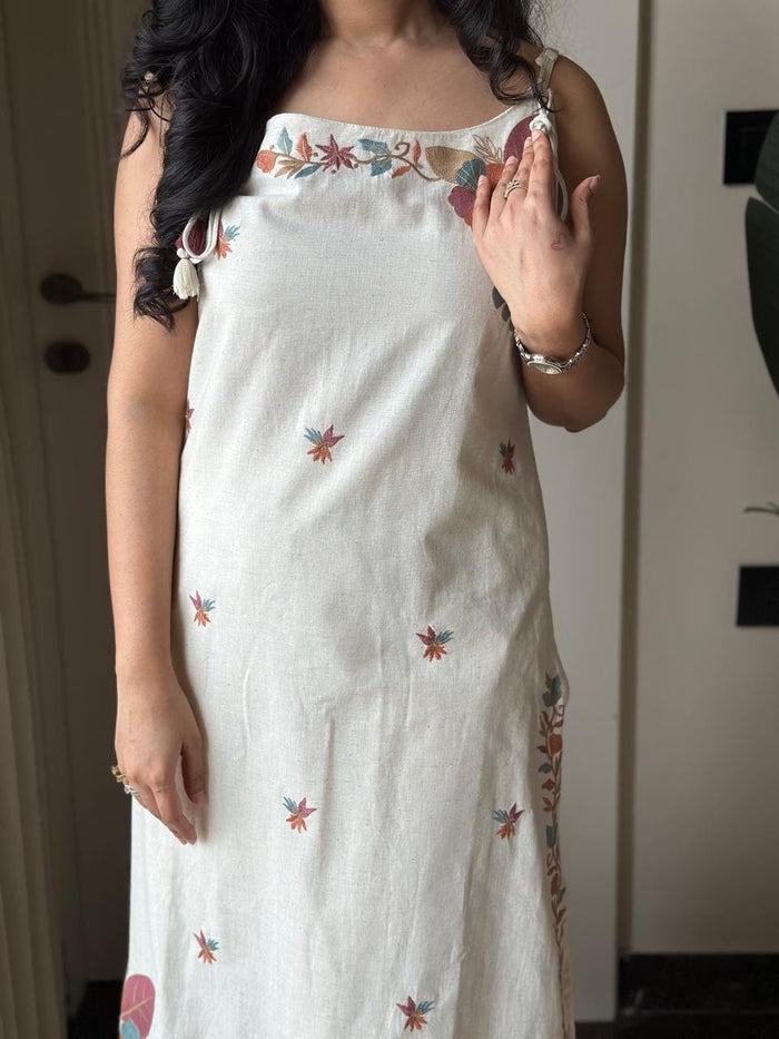 Zuhra Embroidered Pant Set- Off White
