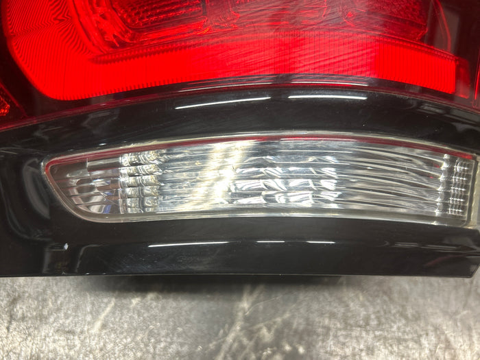 15-21 Jeep Grand Cherokee SRT Driver Left Tail Light  Assembly OEM 68142943AE