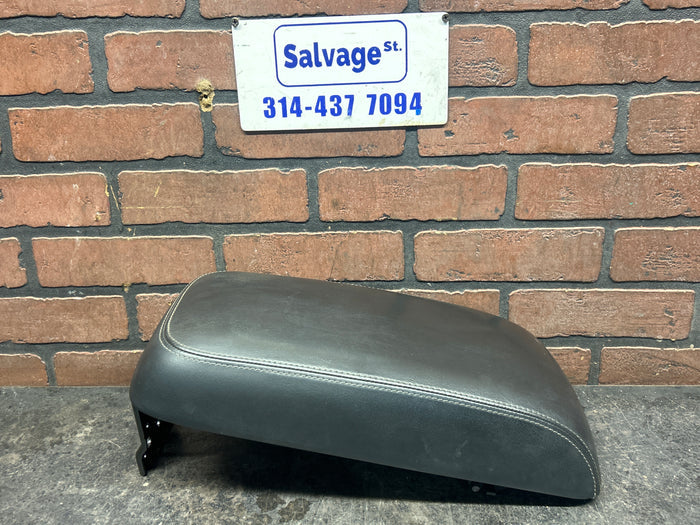 15-23 DODGE CHARGER SCAT PACK CENTER CONSOLE ARMREST ARM REST STORAGE LID
