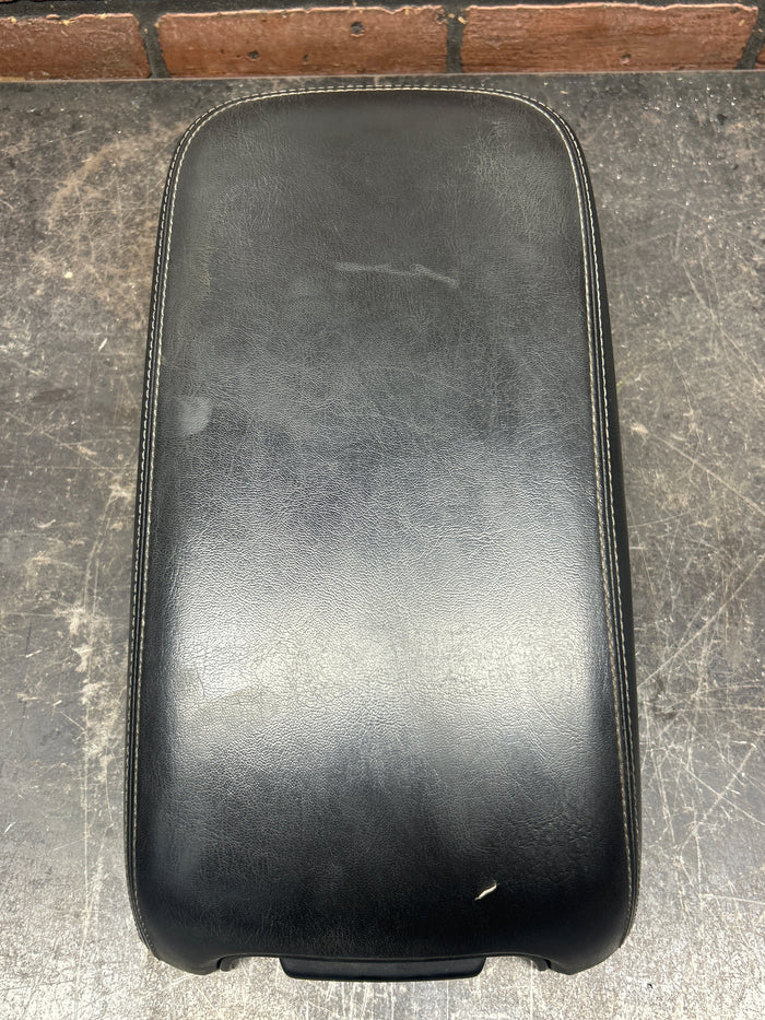 15-23 DODGE CHARGER SCAT PACK CENTER CONSOLE ARMREST ARM REST STORAGE LID