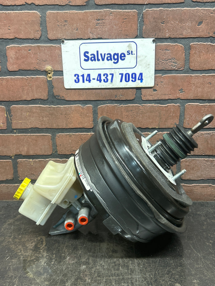 15 Jeep Grand Cherokee WW2 MK4 SRT8 Brake Servo 68252929AA Brake Booster