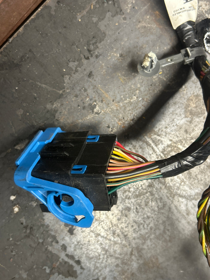 2015 Jeep Grand Cherokee SRT Jumper Wire Wiring Harness 68232476AA