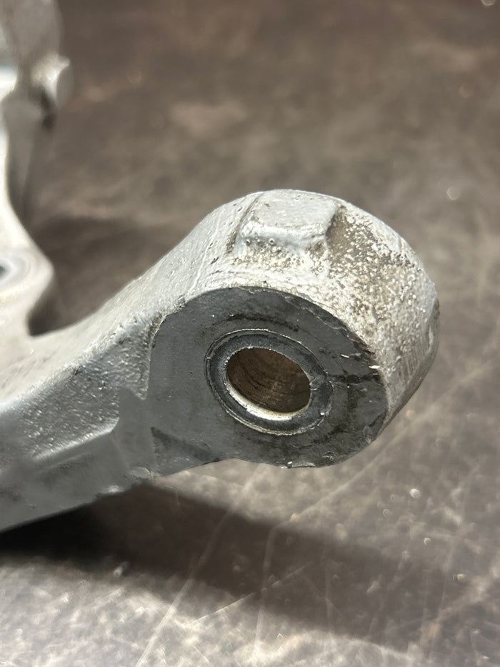 96-02 OEM Dodge Viper GEN 2 Left Front Steering Knuckle NO HUB NON-ABS 4709305