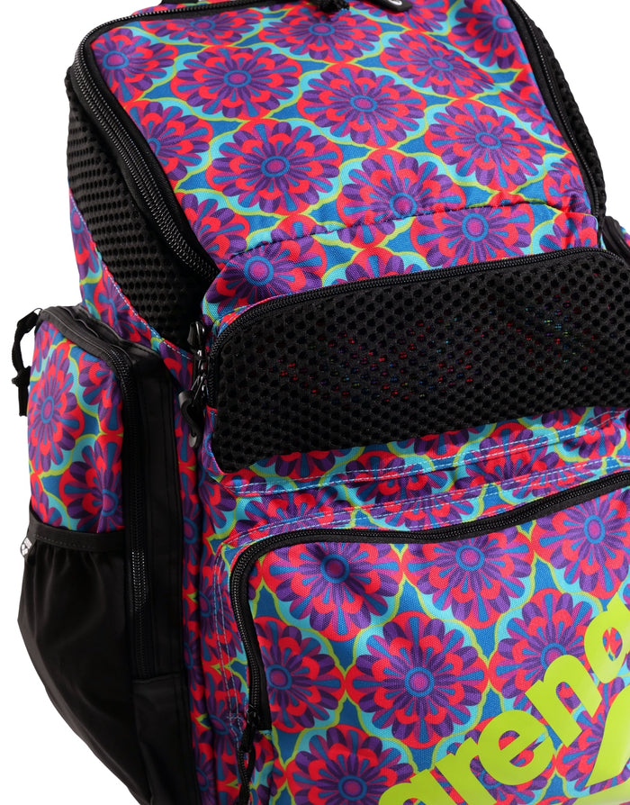 Arena-FW26-backpacks-One-Go-Floral-AR-10232-203_front-pattern