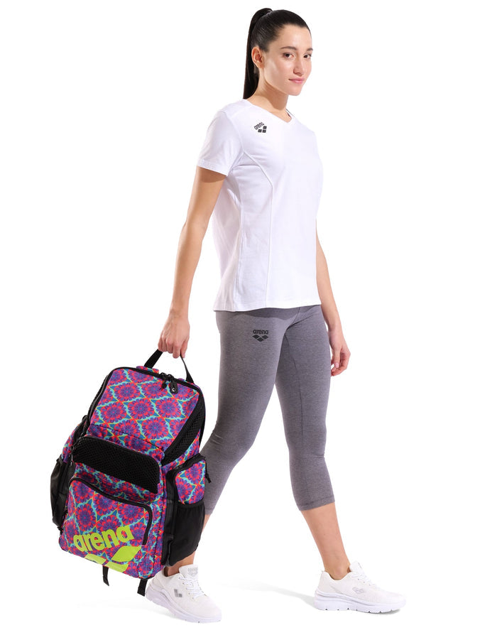 Arena-FW26-backpacks-One-Go-Floral-AR-10232-203_model-carrying-backpack