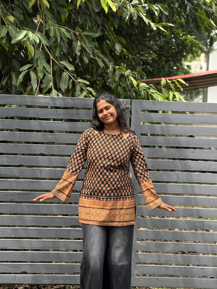 Black butta Corset back kurti