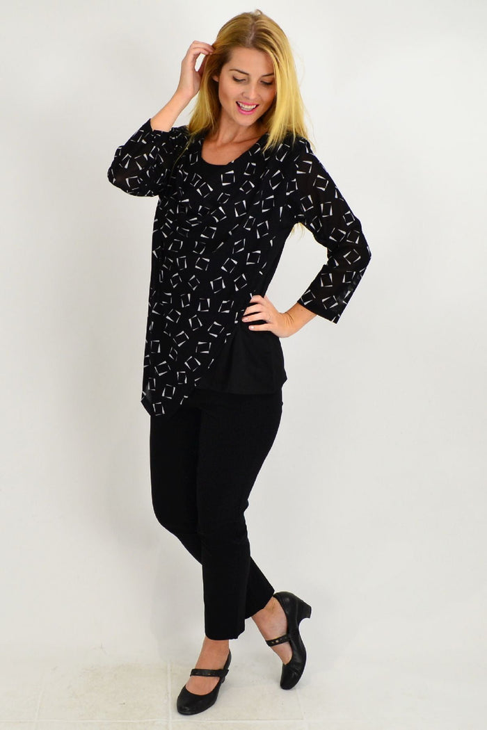 Stylus Carols cowl neck black and white tunic top for women, featuring a cozy cowl neckline and casual fit.