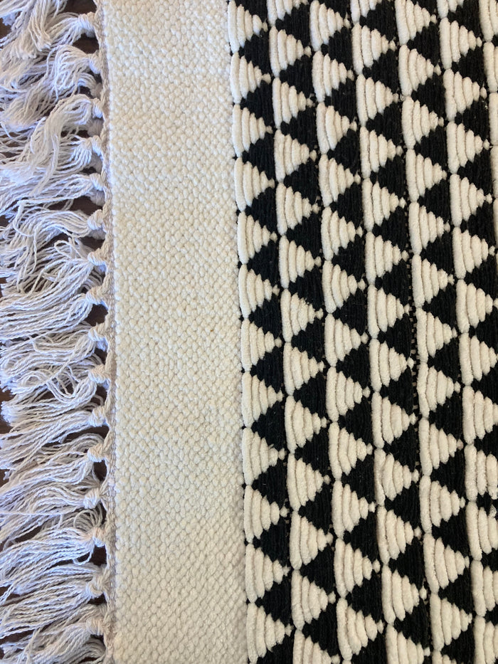 Chenille Rug with Diamond Pattern