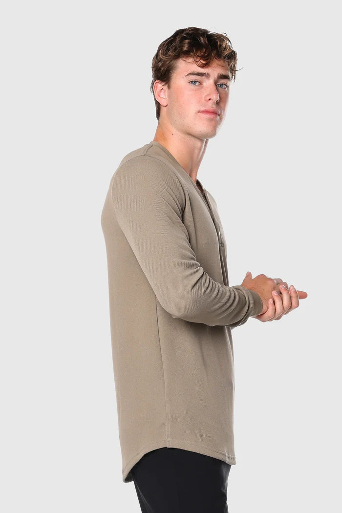 Club Henley Long Sleeves - Detail