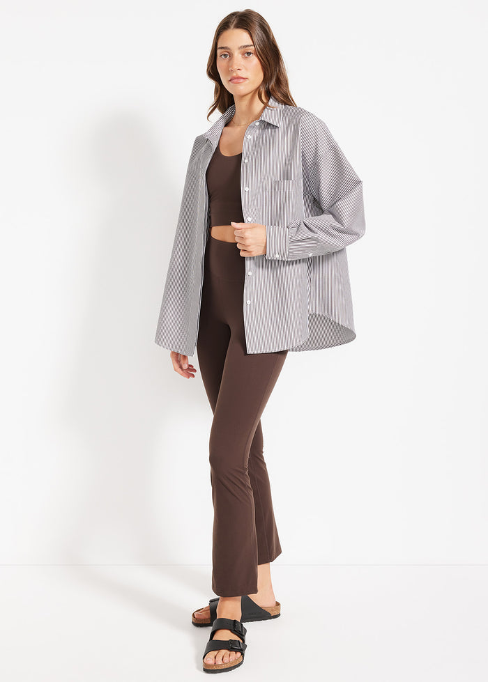 In Motion Pocket Cropped Flare Pant