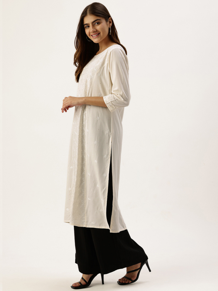 Ivory Round Neck Embroidery Kurta