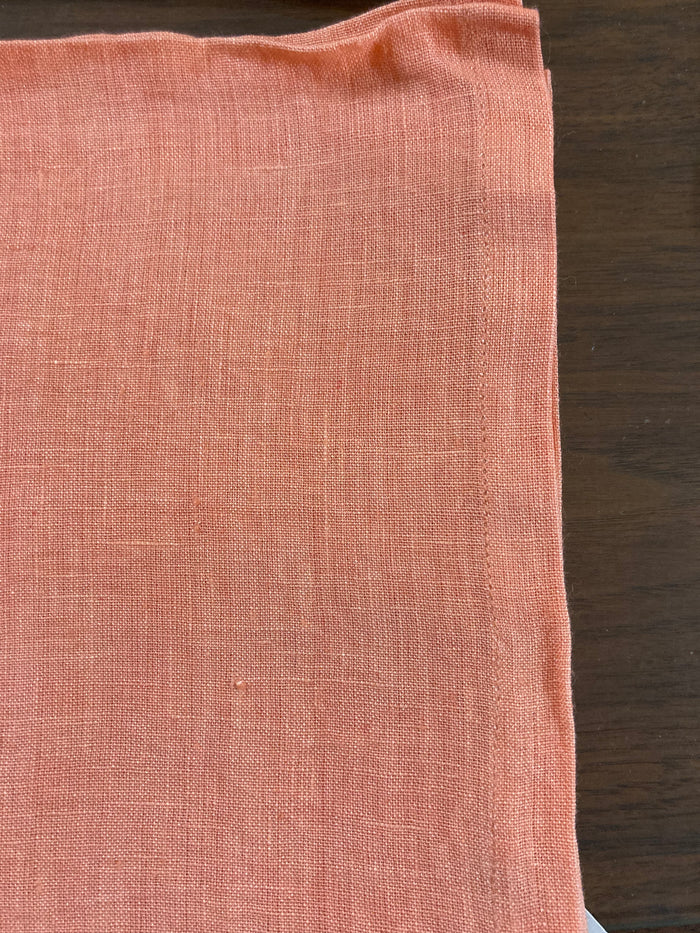 15.5" x 15.5" / Peach Hemmed Edge S/4 / 100% Linen