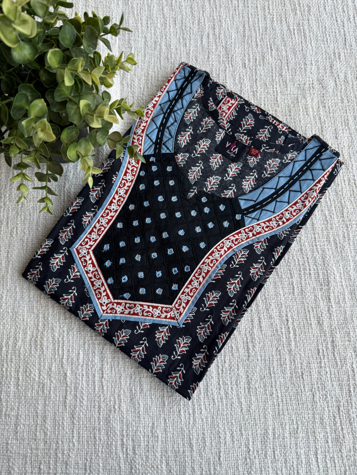 M size slim fit printed cotton nighty