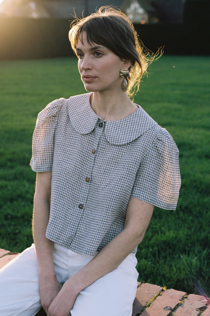 Má + Lin Frances Linen Cropped Blouse  - Fawn Gingham