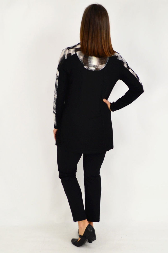 Maria Silver Black Cordelia St tunic top, long black and grey tunic with a relaxed fit and subtle detailing.