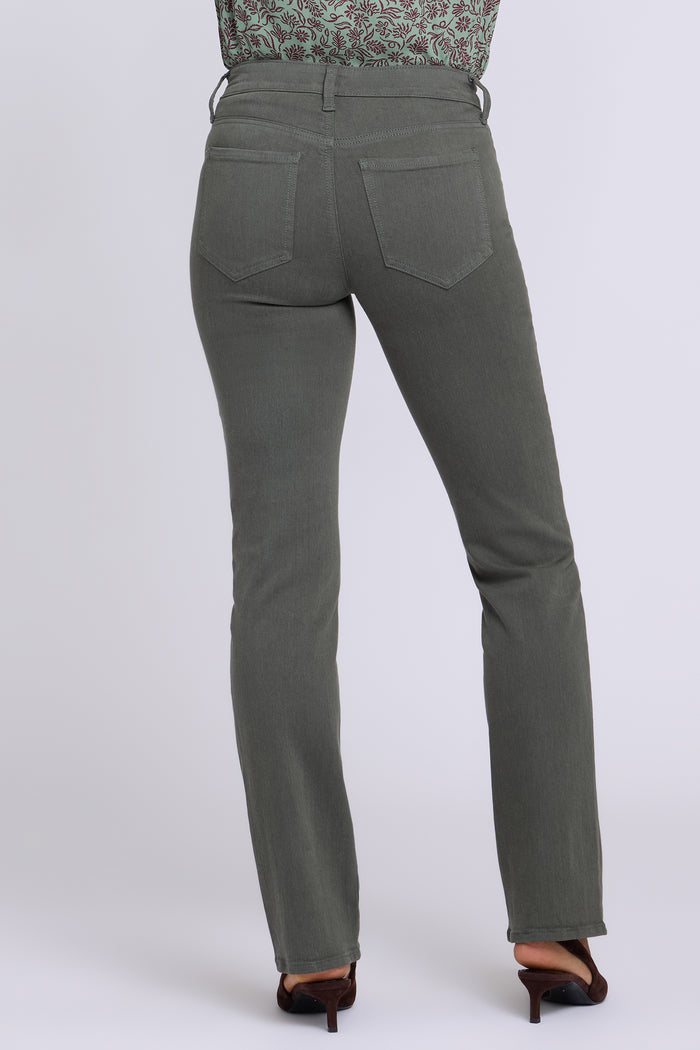 Marilyn Straight Jeans In Petite - True Olive