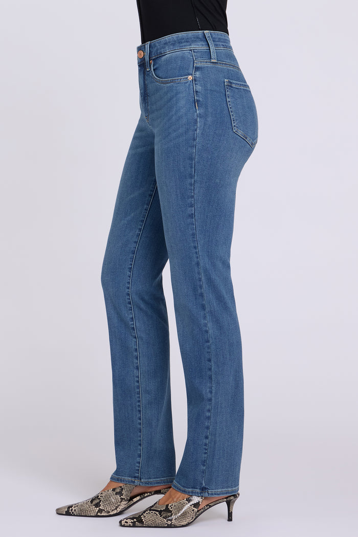 Marilyn Straight Jeans In Tall - Redwood