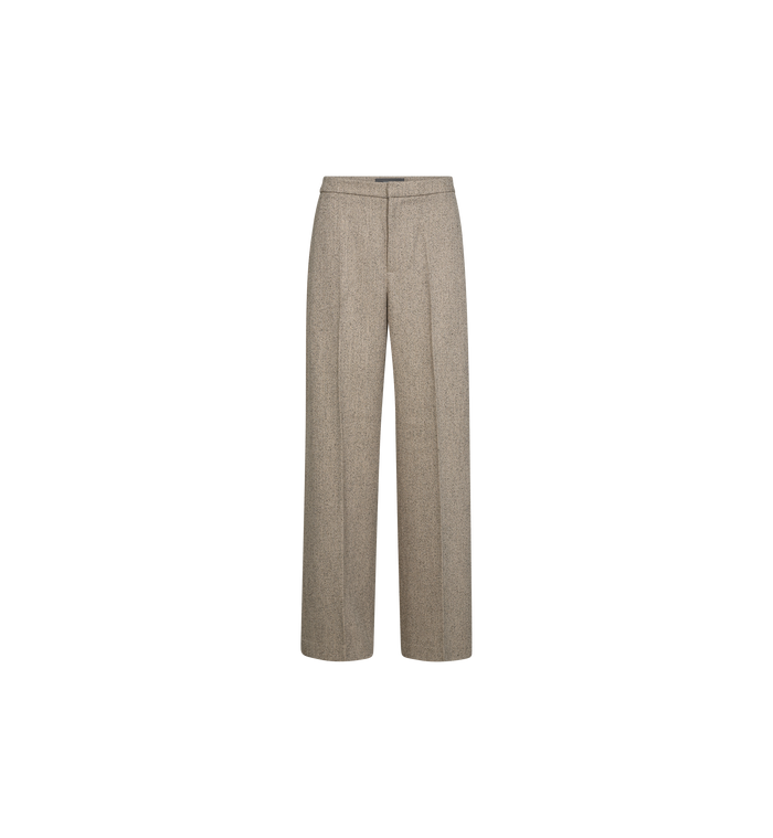 Packshot / True Camel / Front