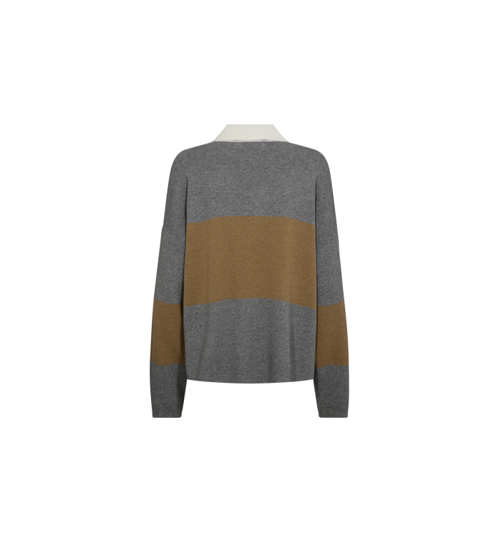 Packshot / True Camel / Back
