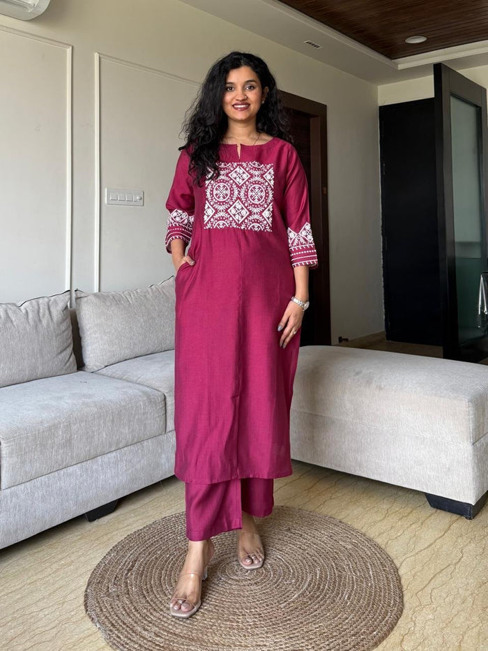 Neer Embroidered Straight Set- Maroon