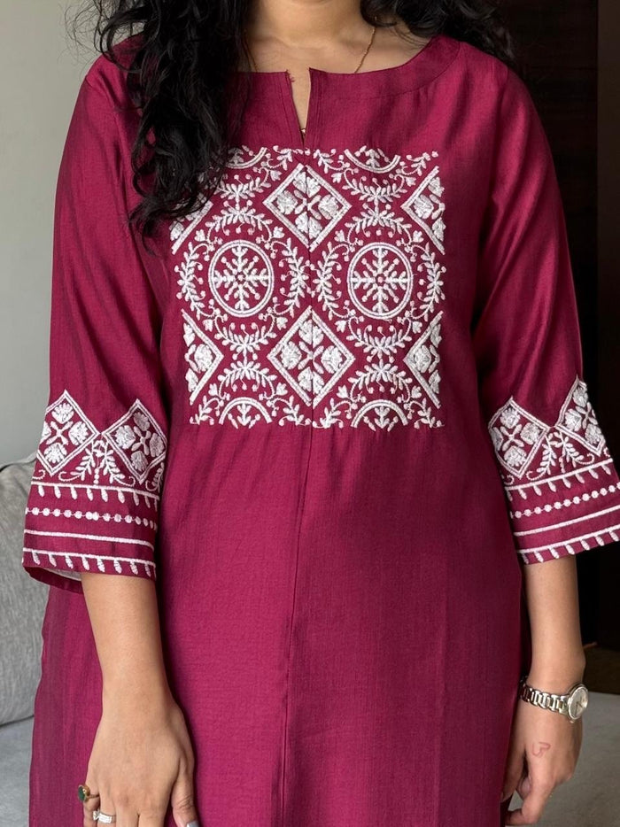 Neer Embroidered Straight Set- Maroon