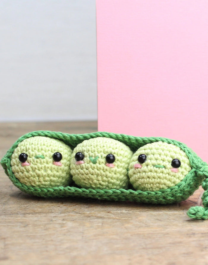 Peas in a Pod Keyring Crochet Kit, Hardicraft