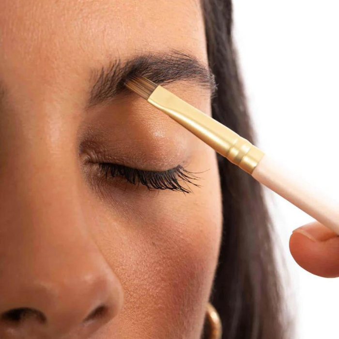 Go-For-Zero-Australia-Scoop-Whole-Beauty-Australia-Vegan-Double-Edged-Brow-Brush-Styled