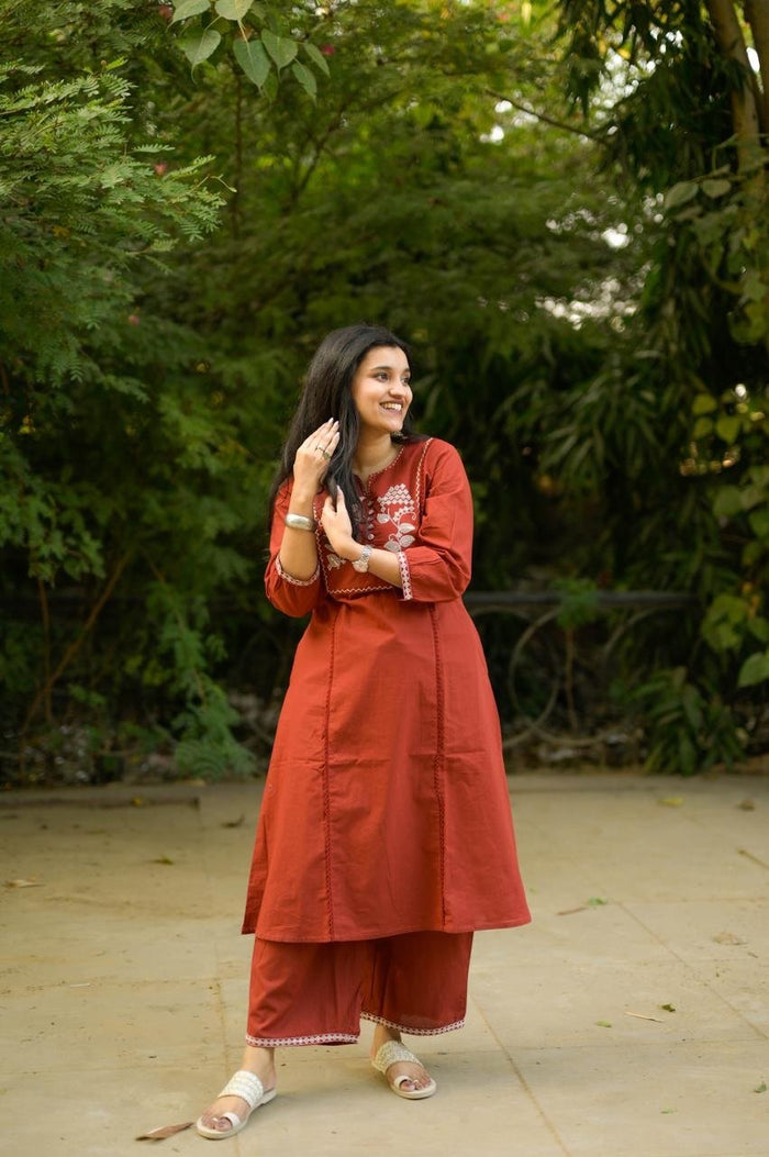 Suhana Embroidered Cotton Pant Set