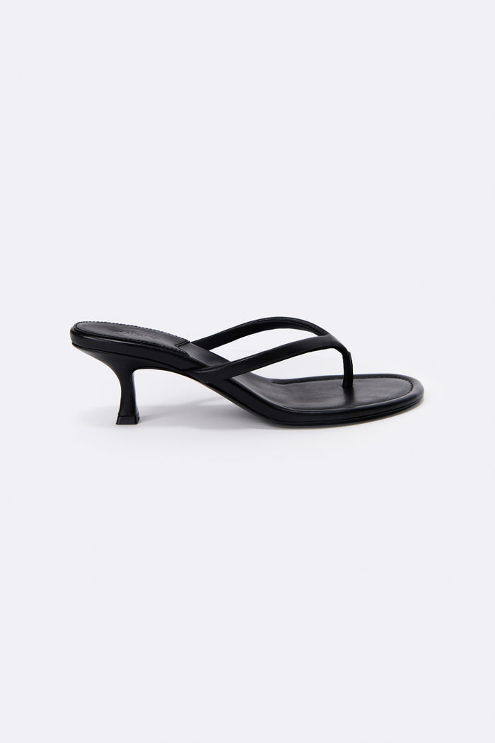 Suki Thong Sandal in Black