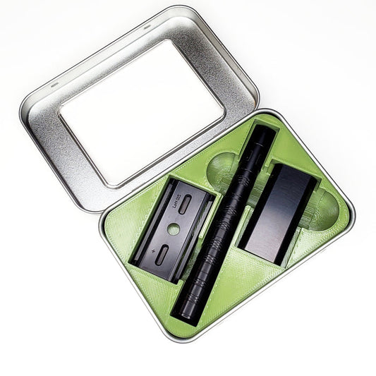 Travel Razor Tin – (Holds Henson Razor)