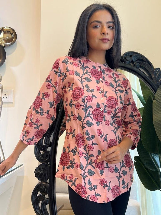 Weekend Rayon Short Kurta- Pink Floral