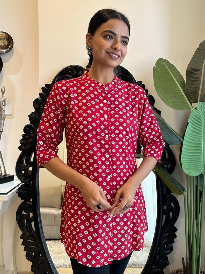 Weekend Rayon Short Kurta- Red Booti