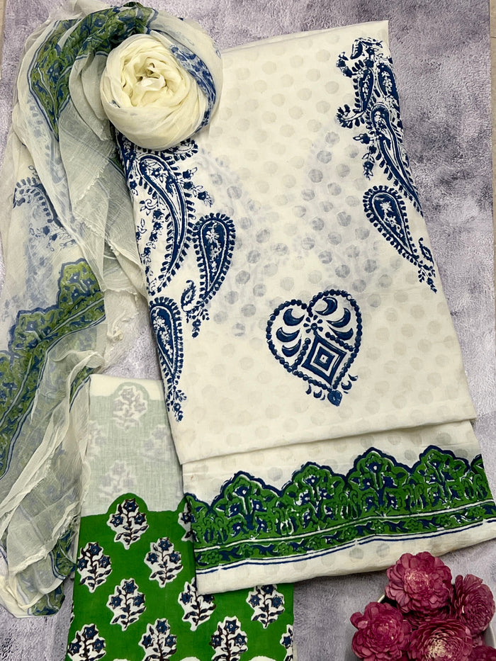 White cotton printed set