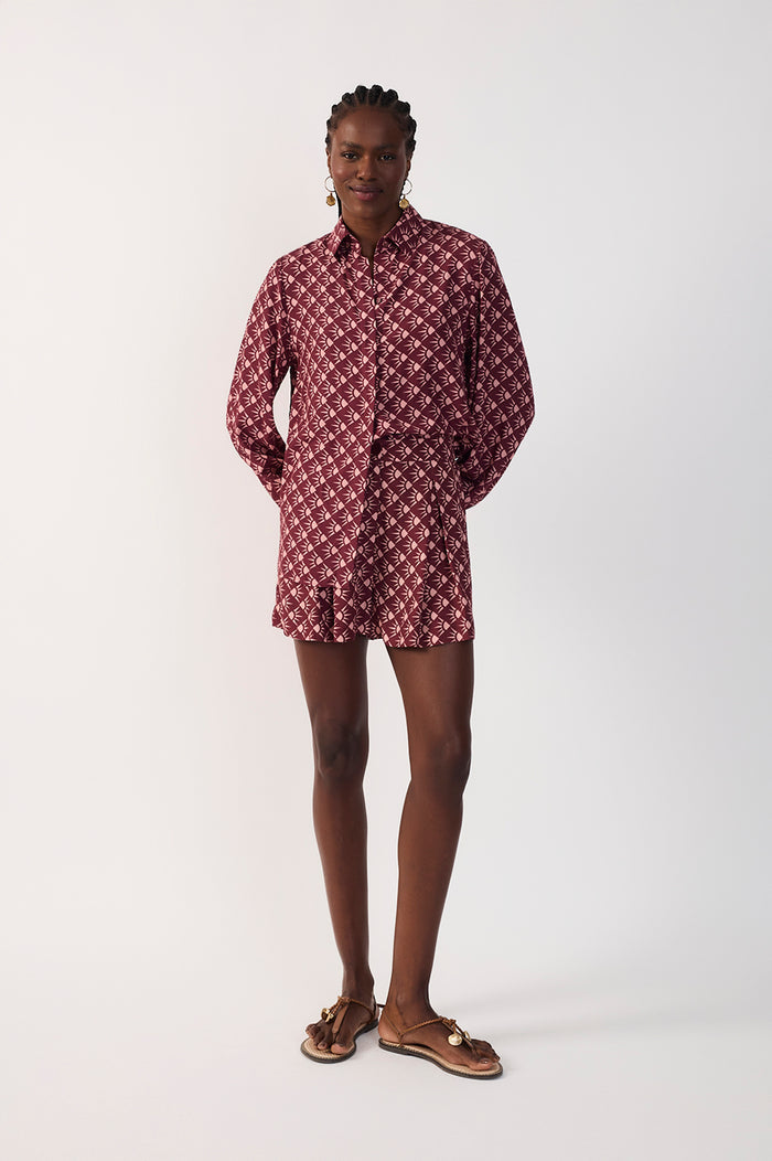Wine Floriluz Pleated Pockets Shorts_3