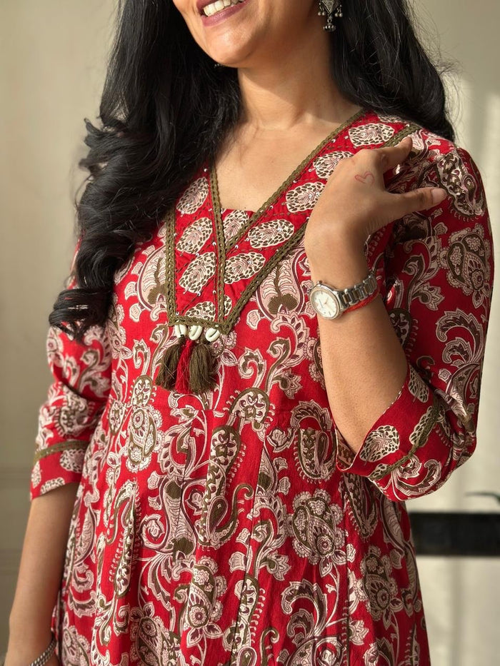 Zarza Printed Cotton Anarkali Suit- Red